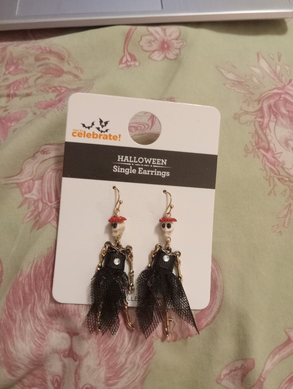 NWT Black Halloween Goth Skeleton Dangle Earrings